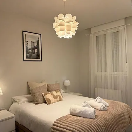 Centrico Y Moderno En بلباو