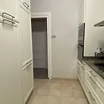 Centrico Y Moderno En Apartment