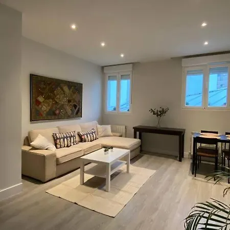 Centrico Y Moderno En Apartamento *